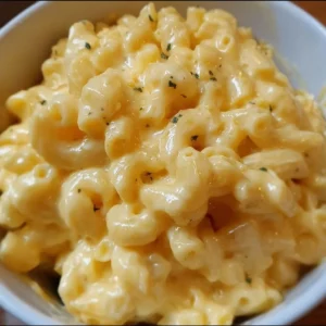 Quick 5-ingredient mac and cheese dish served in a bowl